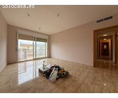 PISO CON PISCINA Y GARAJE