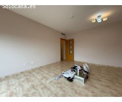 PISO CON PISCINA Y GARAJE