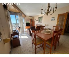 Piso 4 habitaciones y dos baños