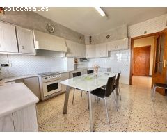 Piso 4 habitaciones y dos baños