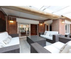 Preciosa planta baja con terraza de 100 m2