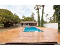 Magnifico chalet con gran terreno para disfrutar todo el año