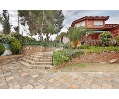 Magnifico chalet con gran terreno para disfrutar todo el año