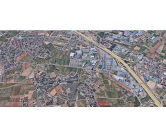 Parcela urbana de 512 m2 + 5.000 m2 anexos de terreno rustico