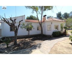 Alquiler de chalet independiente de una planta en la Eliana
