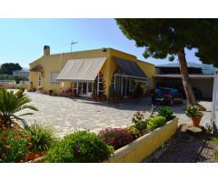 CHALET CON PISNA ZONA CAMPILLO