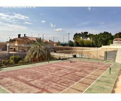 CHALET EN PARTIDA SAN ANTONIO DE LA FLORIDA. Precio 390.000-€ negociable.