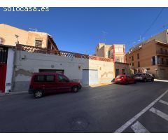 DOS SOLARES EDIFICABLES DE 303M2, FACHADA A DOS CALLES CON VISTAS AL CALVARIO.