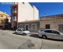 CASA SOLAR ZONA IMPERIAL 196M2
