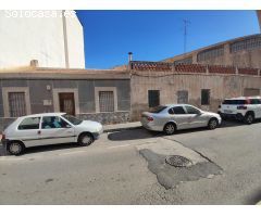 CASA SOLAR ZONA IMPERIAL 196M2