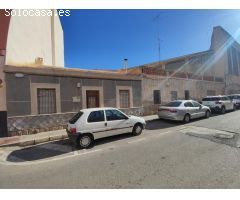 CASA SOLAR ZONA IMPERIAL 387M2