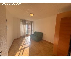 VIVIENDA PLAZA CONSTITUCIÓN Y AYUNTAMIENTO. 3 DORMITORIOS.