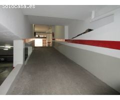 Plaza de garaje en venta en Alzira.