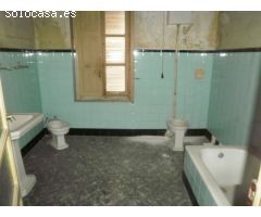 Casa señorial en venta en zona centro-Ayuntamiento.