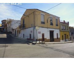 Casa para reformar en zona de la Muntanyeta. Esquina a dos calles