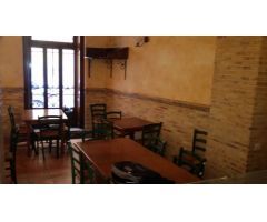 Magnifico local acondicionado como restaurante en el casco antiguo de Alzira.
