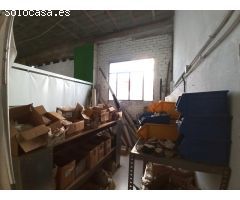 Se vende almacen de 300 m2 en Alzira