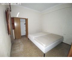 Se vende piso en Carlet.situado en la planta baja.