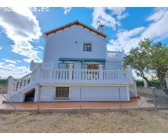 Encantadora casa de dos plantas en Riola