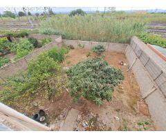Gran casa en Carcaixent, con terraza, jardín y garaje para 10 coches!