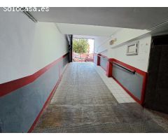 CABINA CERRADA PARA UN VEHICULO