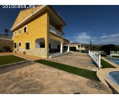 Exclusivo chalet en Urbanización San Cristóbal Alberic