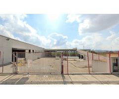 Se Vende Nave Industrial Vandalizada