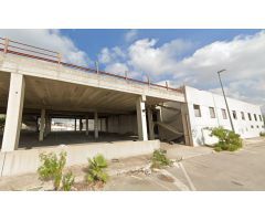 Se Vende Nave Industrial Vandalizada