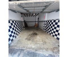 SE VENDE CASA PARA REFORMAR