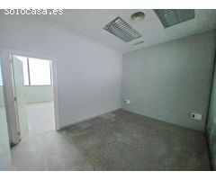 Local en venta en pleno centro de Carcaixent