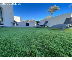 Se vende espectacular adosado en la urbanización el Raco