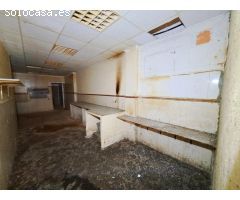 LOCAL COMERCIAL SITUADO EN LA ZONA DEL CAMPO DE FUTBOL