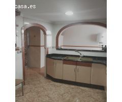 Se vende este precioso piso en Alzira de 143m2 perfecto para entrar a vivir.