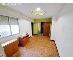 CASA EN VENTA MUY CÉNTRICA