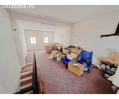 CASA EN VENTA MUY CÉNTRICA