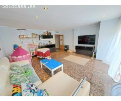 Se vende piso cerca de la plaza Cartonajes en Alzira, incluye plaza de parking y 2 trasteros
