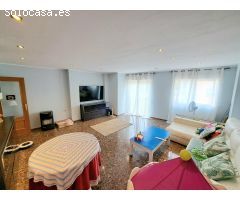Se vende piso cerca de la plaza Cartonajes en Alzira, incluye plaza de parking y 2 trasteros