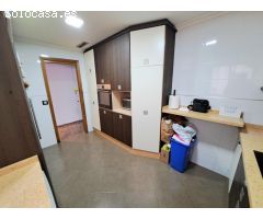 Se vende piso cerca de la plaza Cartonajes en Alzira, incluye plaza de parking y 2 trasteros
