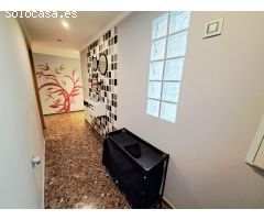 Se vende piso cerca de la plaza Cartonajes en Alzira, incluye plaza de parking y 2 trasteros