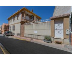 Oportunidad Única! Amplia Vivienda en Peligros