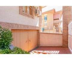Oportunidad Única! Amplia Vivienda en Peligros