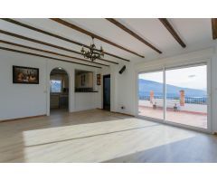 Casa de Campo con terreno y Vistas Espectaculares