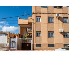¡Oportunidad Única! Se Vende Ático Dúplex en Cúllar Vega