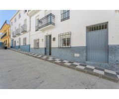 “Tu nuevo hogar con alma: 6 habitaciones, patio y estilo rústico