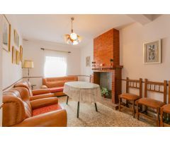 “Tu nuevo hogar con alma: 6 habitaciones, patio y estilo rústico