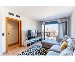 PISO DE 3 DORMITORIOS, 2 BAÑOS, PISCINA Y GARAJE