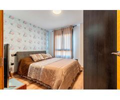 PISO DE 3 DORMITORIOS, 2 BAÑOS, PISCINA Y GARAJE