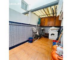 SE VENDE PISO EN EL PUERTO DE SANTA MARIA ,