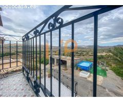 Casa en Venta en Huércal-Overa, Almería