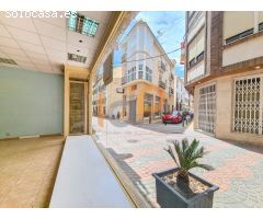 Local Comercial en Alquiler en Huércal-Overa, Almería